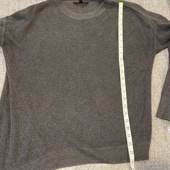Athleta Silk and Tencel Blend Asymmetrical Hem Sweater - Picture 8 of 12
